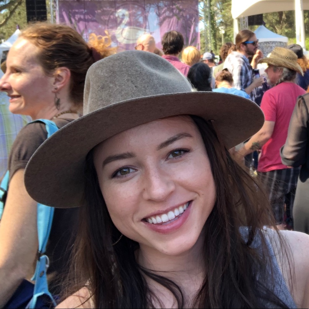 Meet your Posher, Maddie